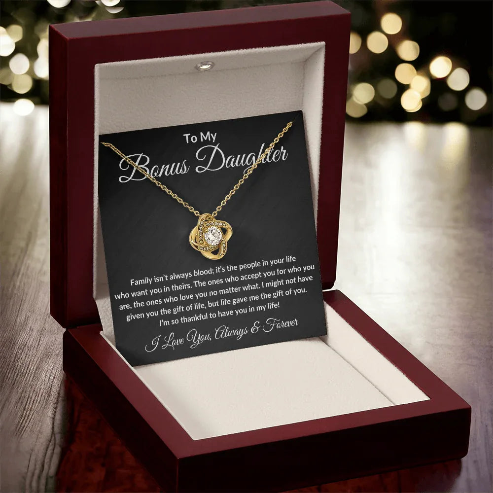 Bonus Daughter Necklace - "Family Isn't Always Blood" - Giftinum