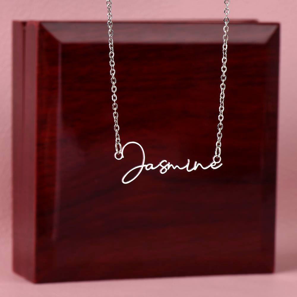 Badass Daughter Name Necklace | Straighten your crown Polished Stainless Steel / Luxury Box Jewelry Giftinum