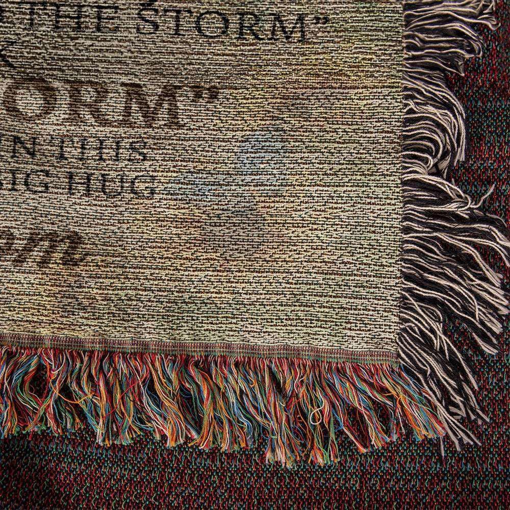 Badass Daughter Love Mom Woven Blanket - Giftinum