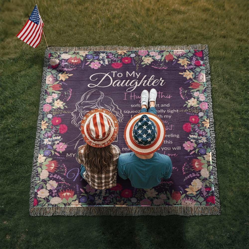 Daughter Heirloom Woven Blanket Love Mom - I hugged this blanket - Giftinum