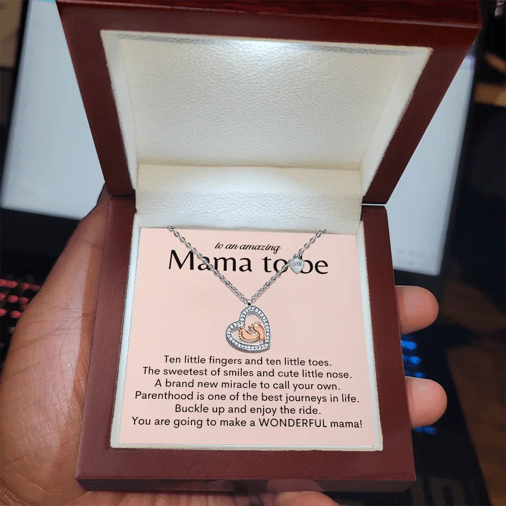 To an amazing Mama to be - Ten little fingers - Giftinum